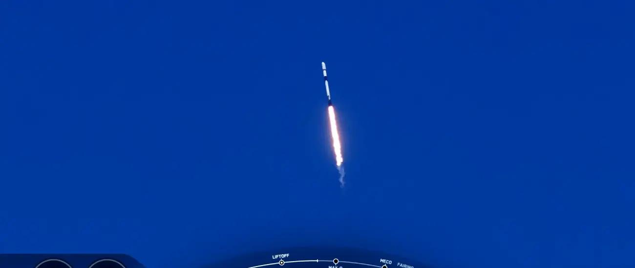SpaceX запустила два сверхдорогих спутника для наблюдения Земли