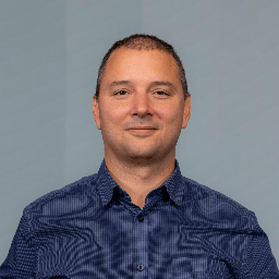 Columnist photo
