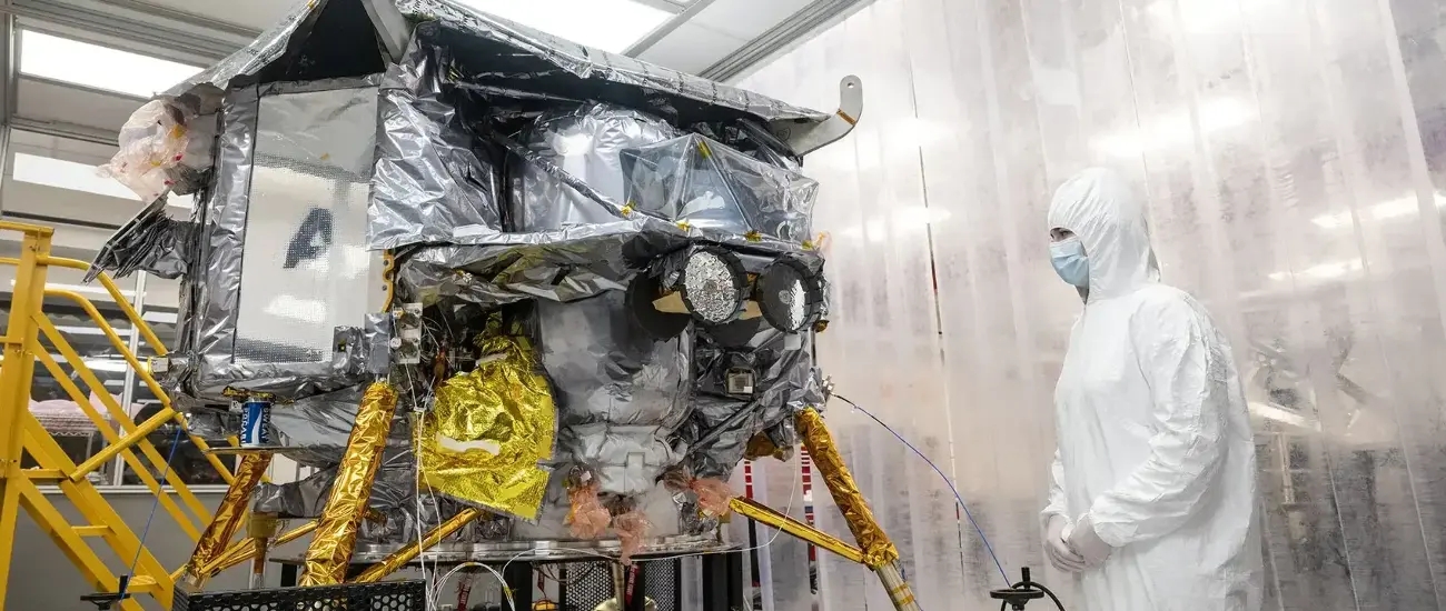 Лунный посадочный аппарат Peregrine доставлен на космодром