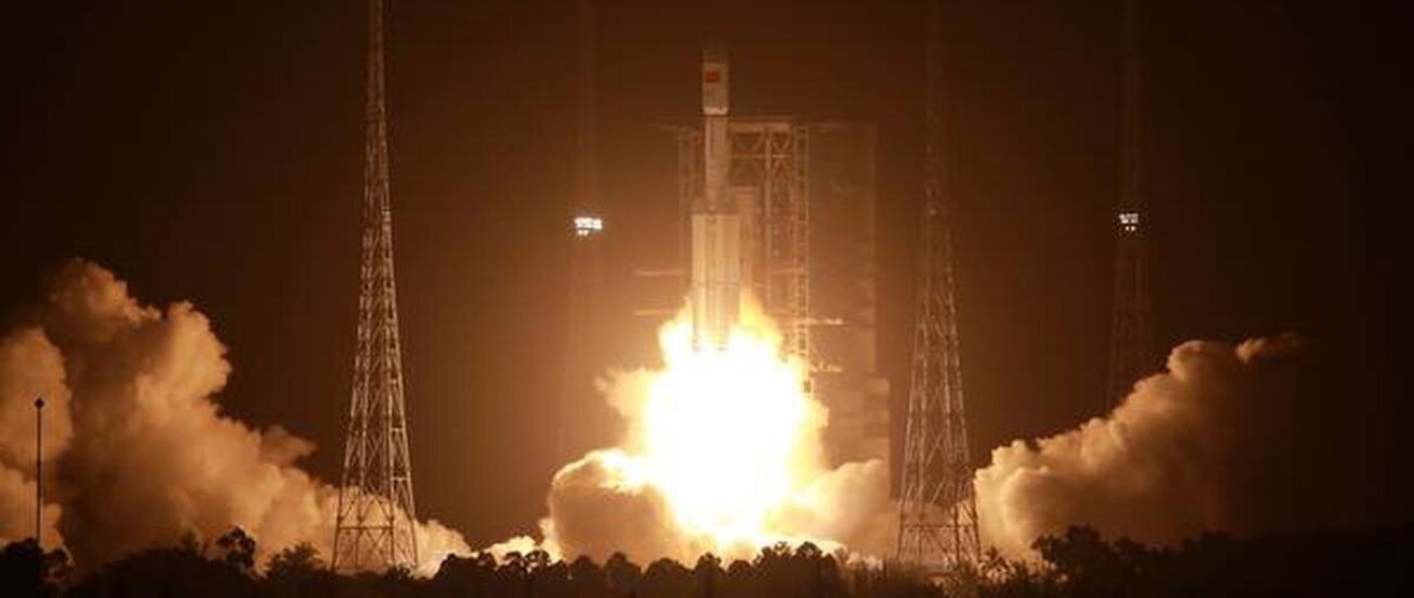 Китай вывел на орбиту телекоммуникационный спутник