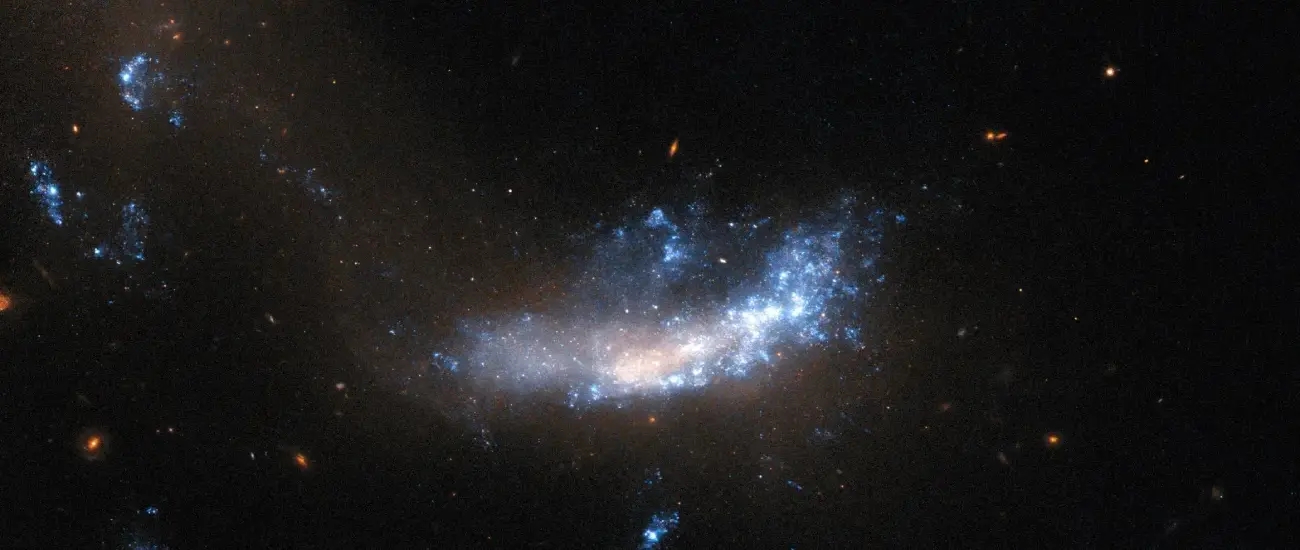 «Хаббл» запечатлел взрыв сверхновой в 2,5 миллиарда раз ярче Солнца