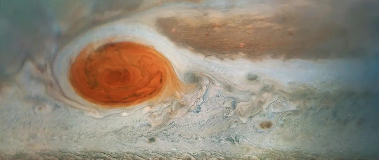 Большое красное пятно на Юпитере может быть моложе, чем предполагалось