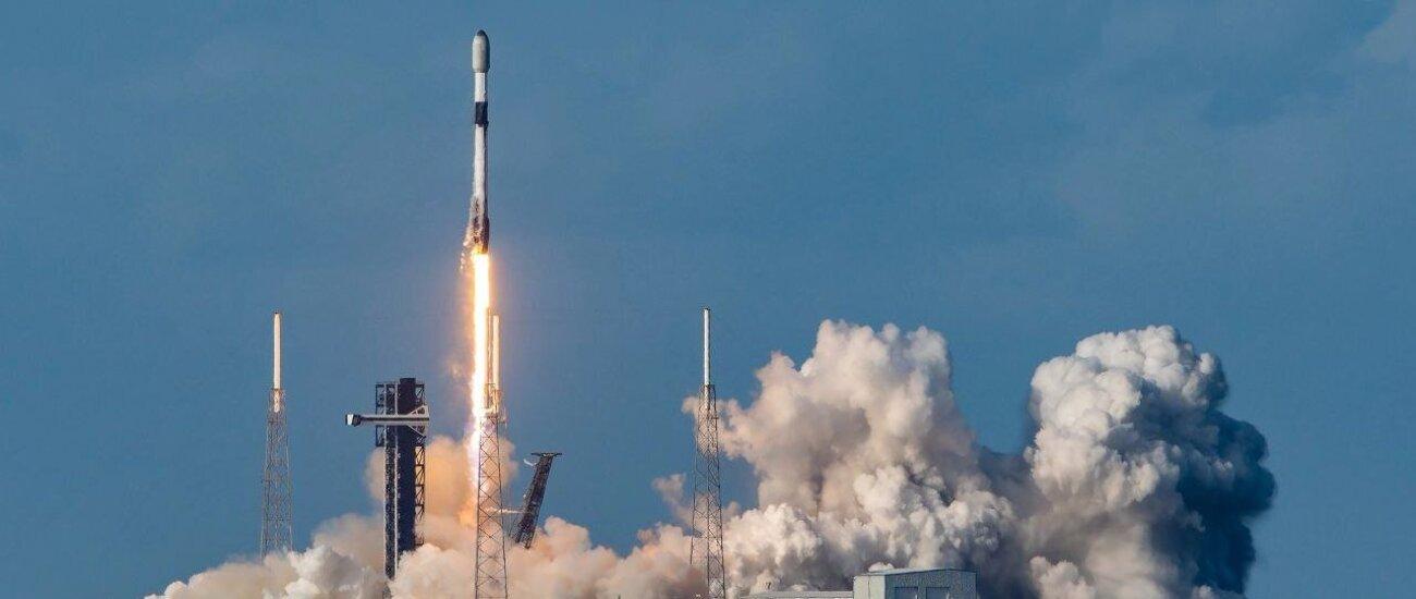 SpaceX вывела на орбиту два европейских спутника Galileo и 23 аппарата Starlink