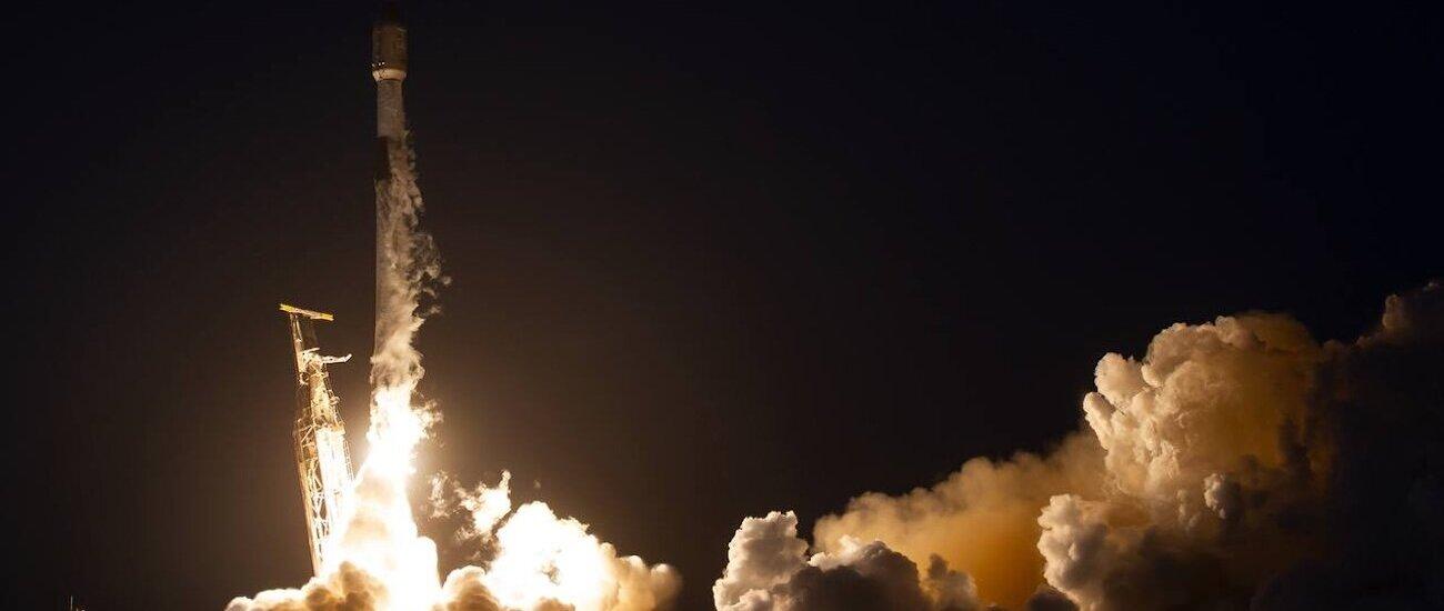SpaceX доставила на орбиту 22 спутника Starlink