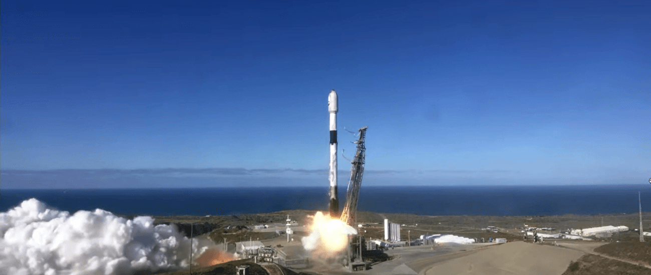 SpaceX запустила первый разведспутник Южной Кореи и еще 24 космических аппарата