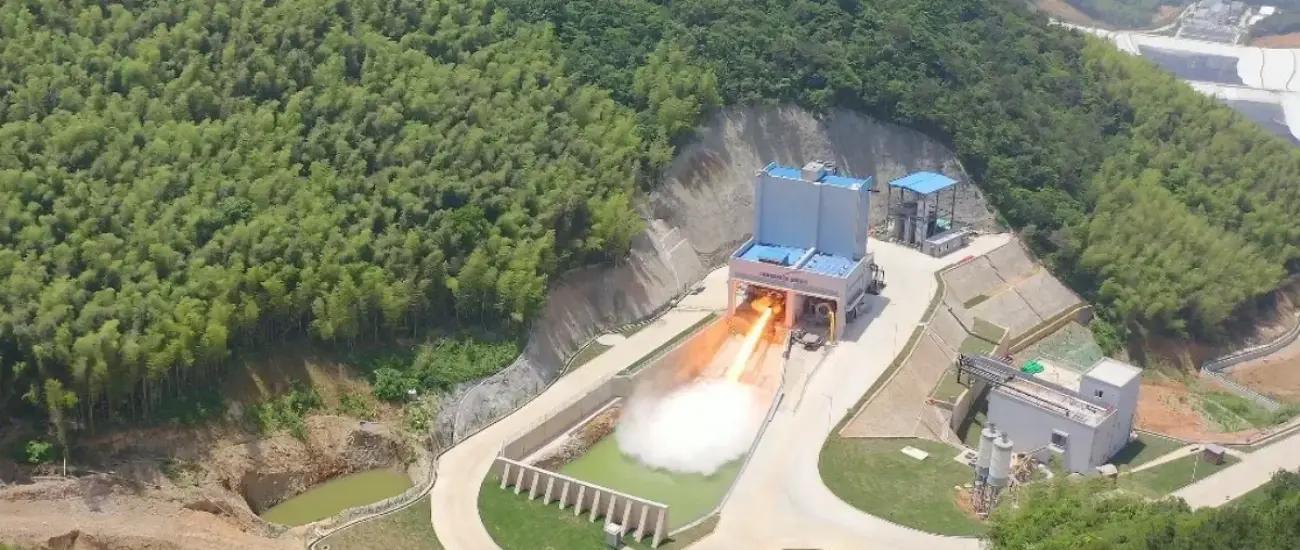 Китай успешно испытал двигатель для сверхтяжелой ракеты «Чанчжэн-9»
