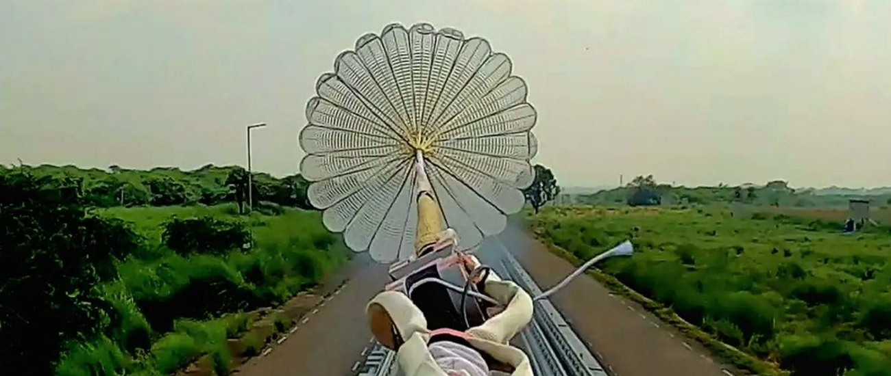 Индия испытала парашюты для спускаемого модуля пилотируемого корабля «Гаганьян»