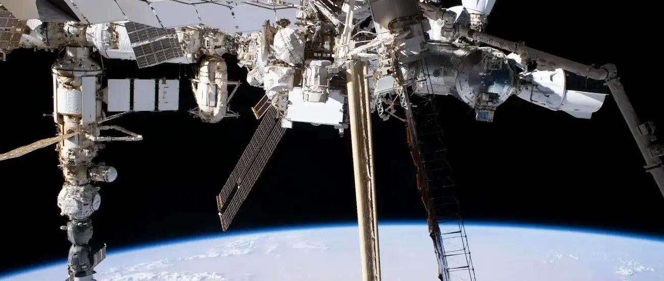 Российские ученые создают новый алгоритм управления двигателями «Науки» на МКС