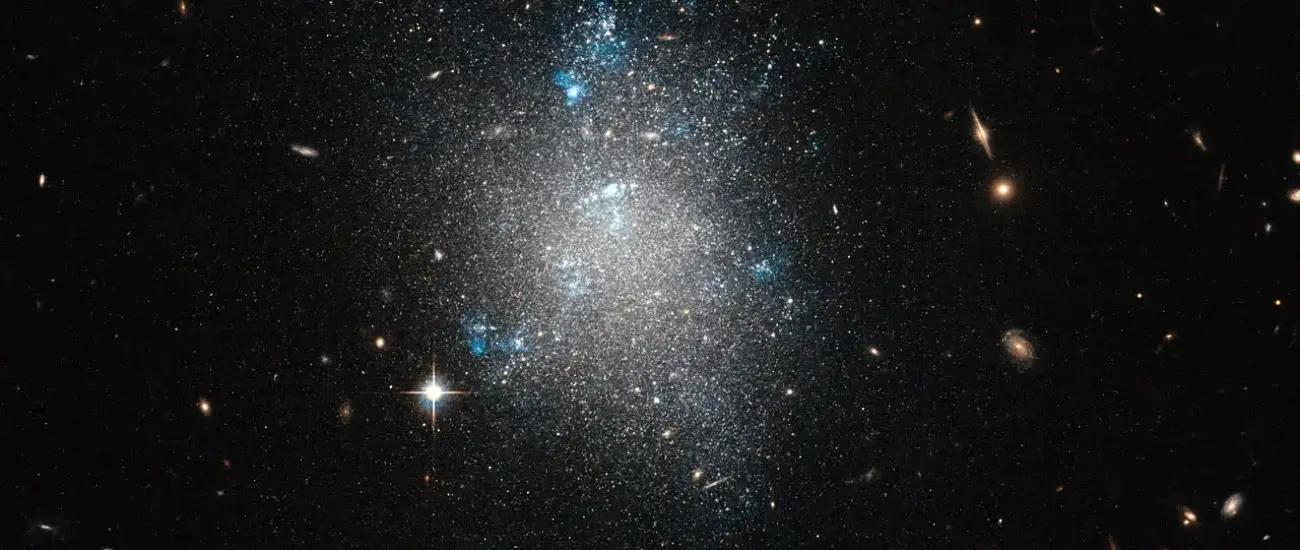 Ученые выяснили, почему карликовые галактики порождают больше звёзд, чем большие