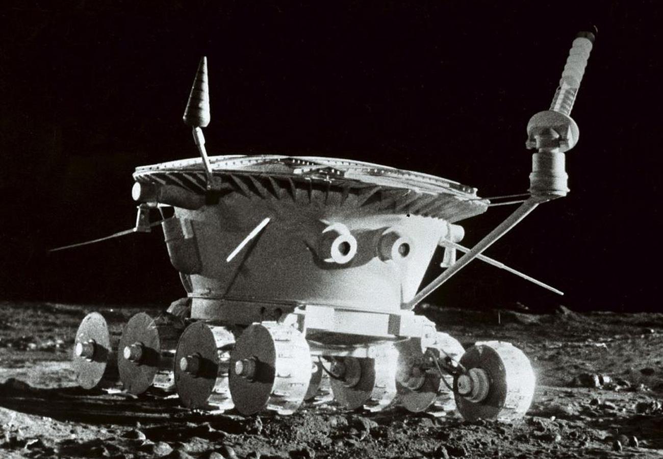 Реальная фотография «Лунохода-1», сделанная с борта станции&nbsp; «Луна-17»