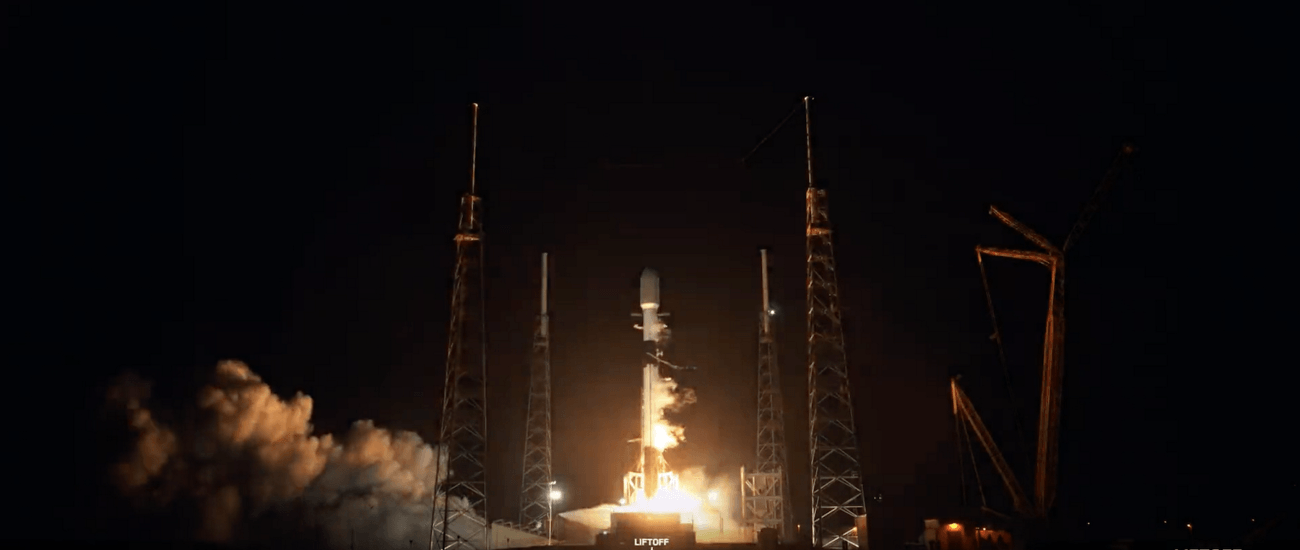 SpaceX отправила на орбиту 22 спутника Starlink